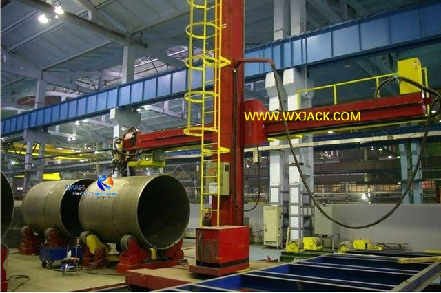 1 Column and Boom Welding Machine 1