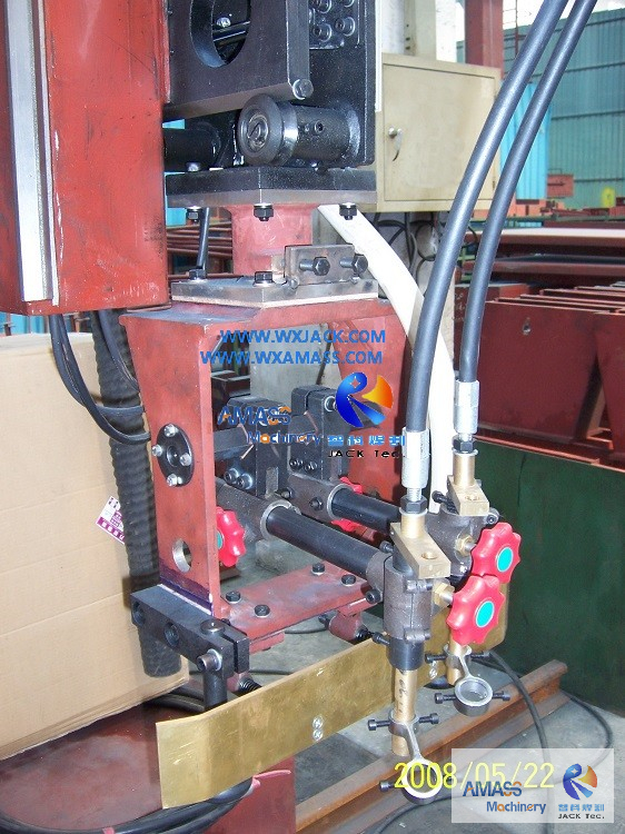 LHC12悬臂式箱梁埋弧焊机