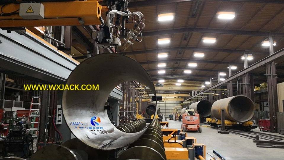 CNC-CP6/7-2000~3000/L 6轴、7轴数控相贯线切割机