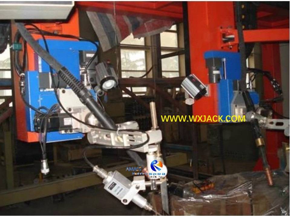 5 Pipe Internal Longitudinal Welding Machine 4