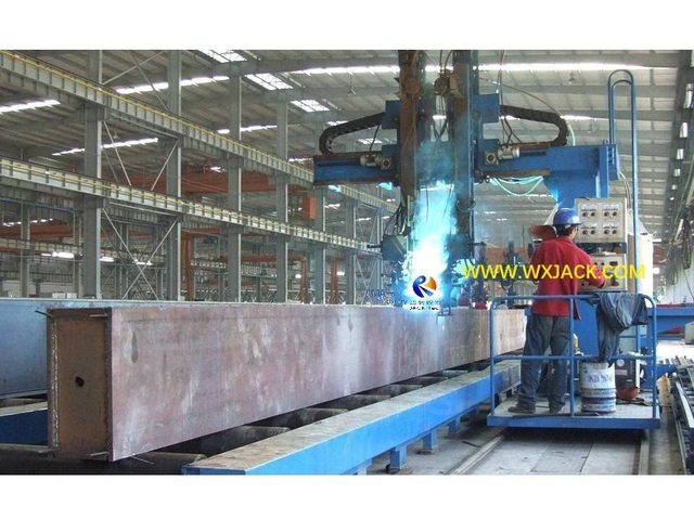 2 BOX Beam Back Welding Machine 1
