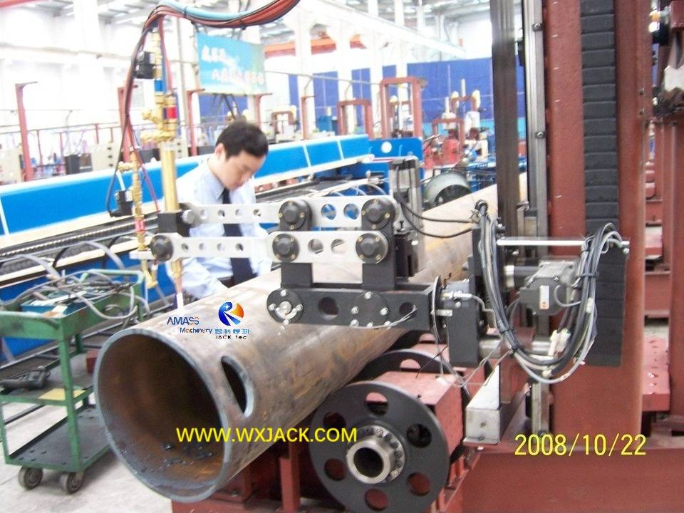 CNC-CP5-1400/L 5轴数控相贯线切割机