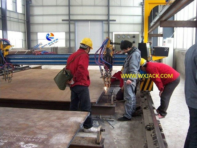 6 CNC Flame Triple Cutting Machine 9 100_8372