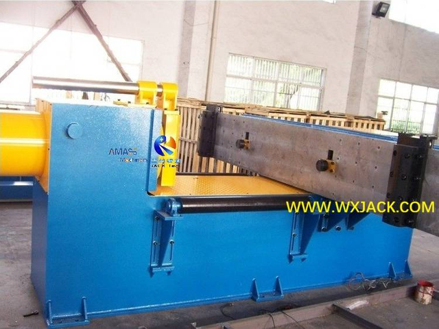 7 BOX H Beam Horizontal Press Straightening Machine 13 100_9899