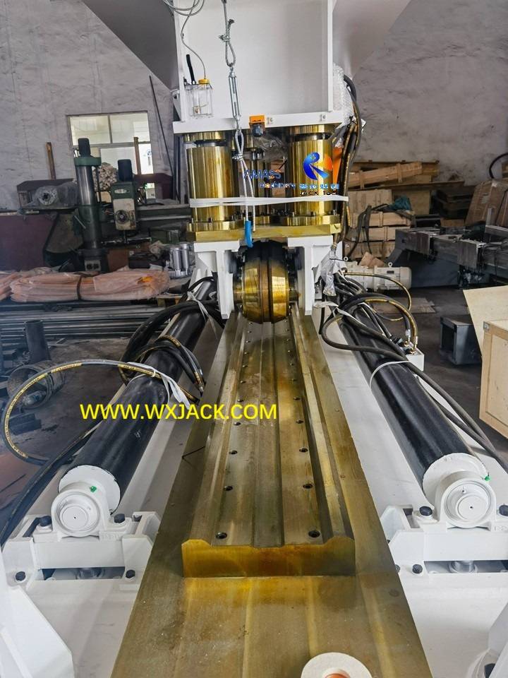 2 Plate Butt Welding Seam Straightening Machine 46