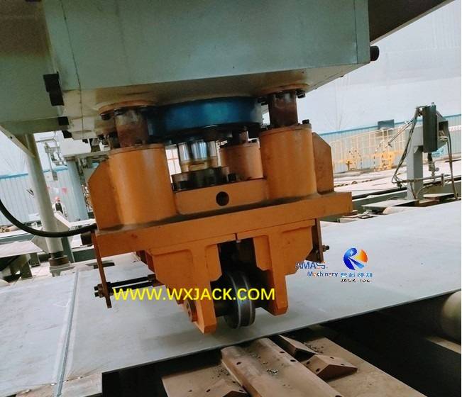 Fig4 Plate Butt Welding Seam Straightening Machine 34