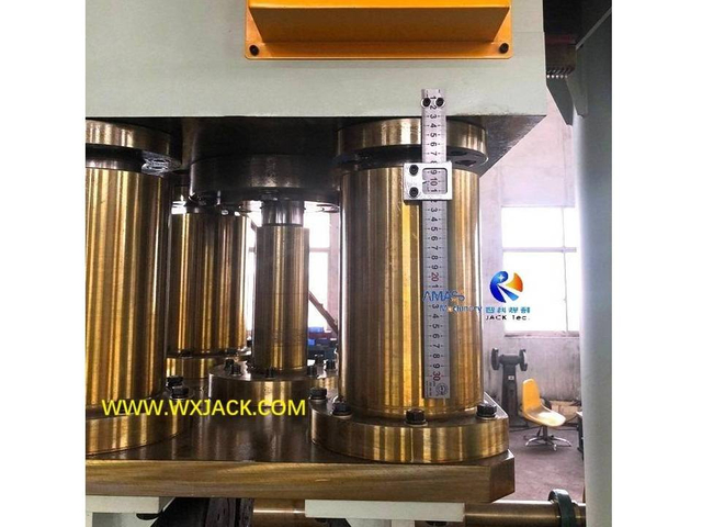 4 Stiffened Panel Straightening Machine 16