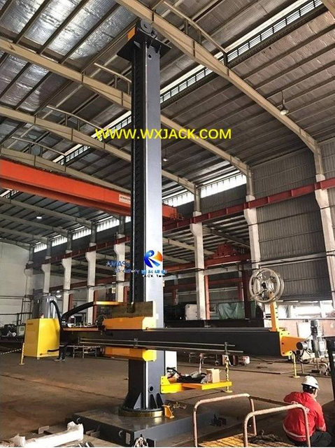 3 Column and Boom Welding Manipulator 2