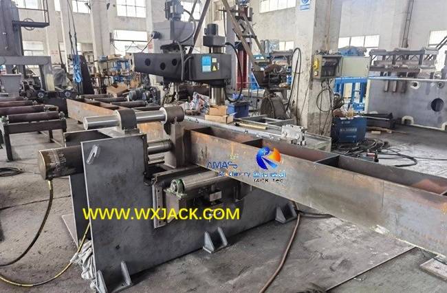 Fig2 Steel Structure BOX H Beam Longitudinal Straightening Machine 19