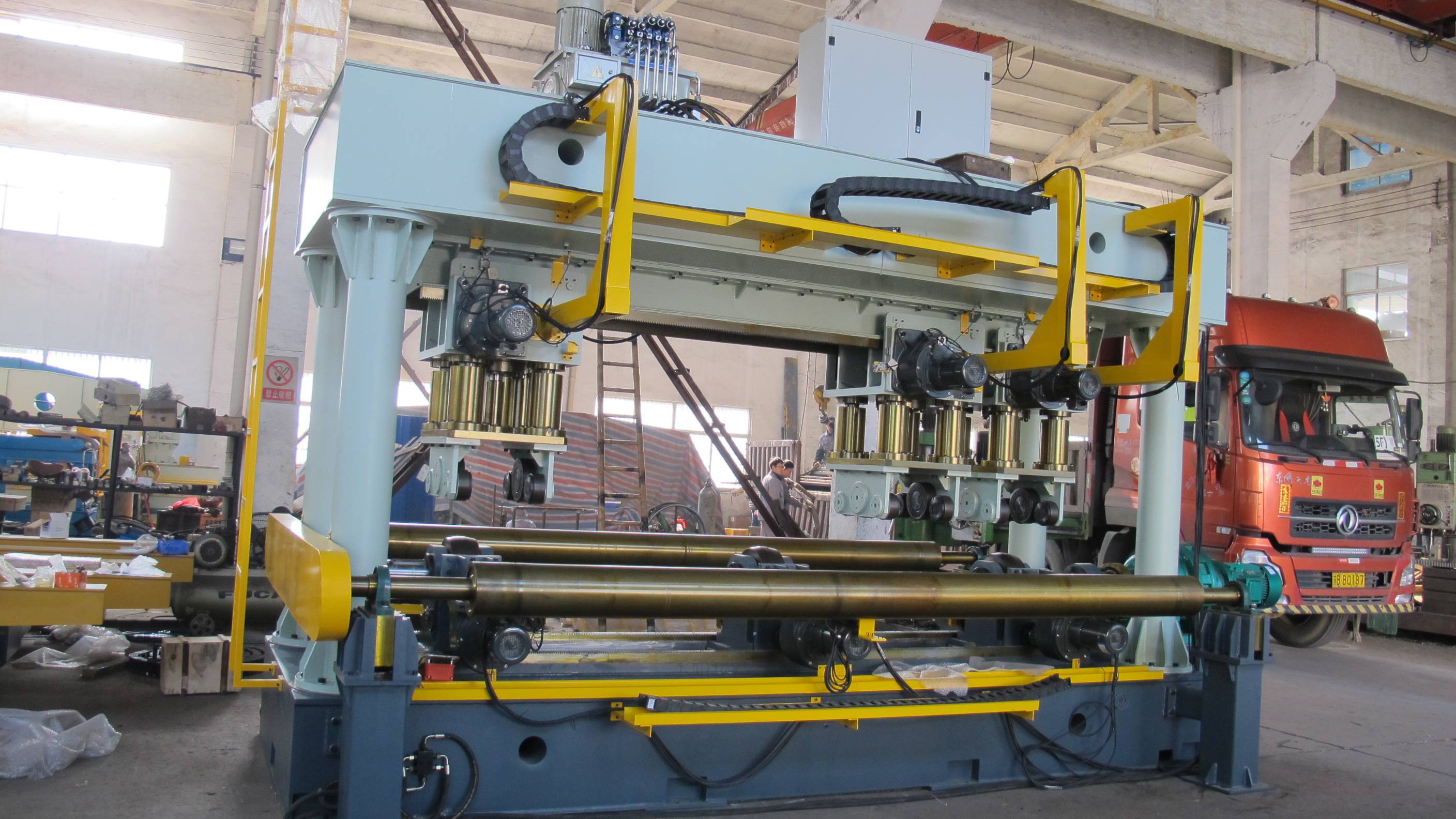 7 Stiffened Plate Straightening Machine 15
