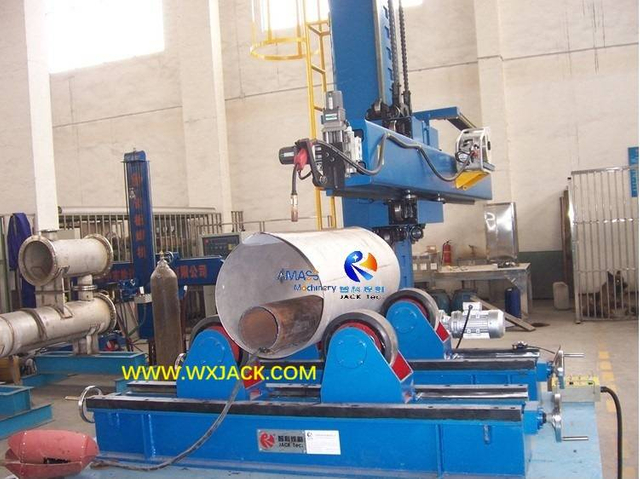 3 Column and Boom Welding Manipulator 25 100_9347