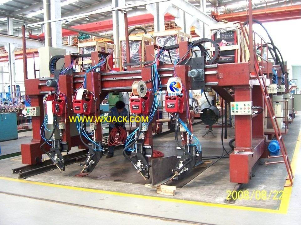 2 T型肋板焊接机 T Beam Stiffener Welding Machine 2
