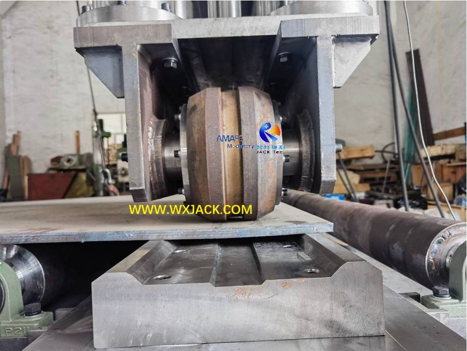 4 Plate Butt Welding Seam Straightening Machine 41